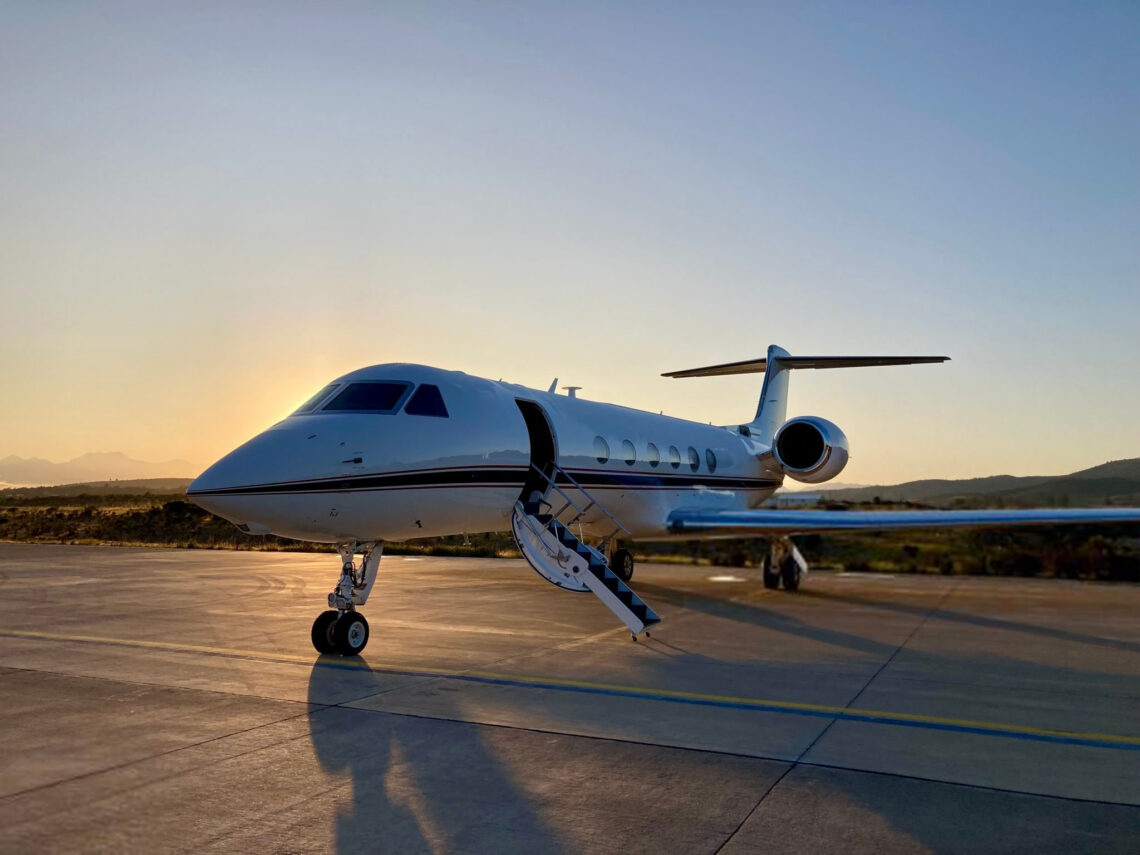 Private Jet